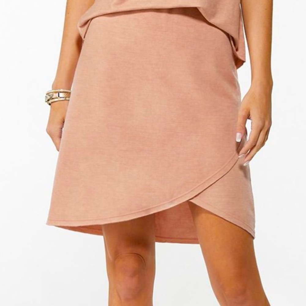 stretchy faux wrap soft Skirt in dusty rose pink color size 22W - 24W NWT